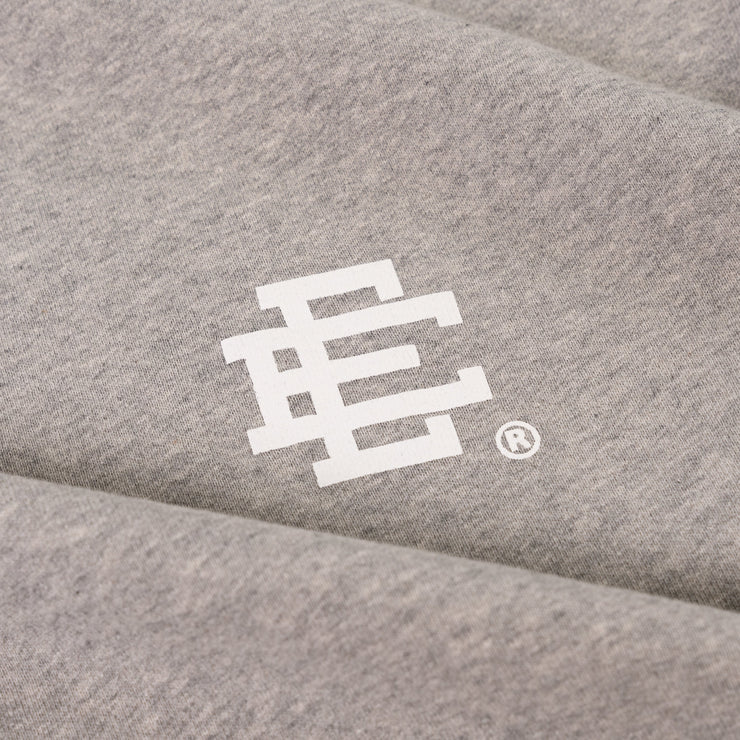 EE® Basic Crewneck