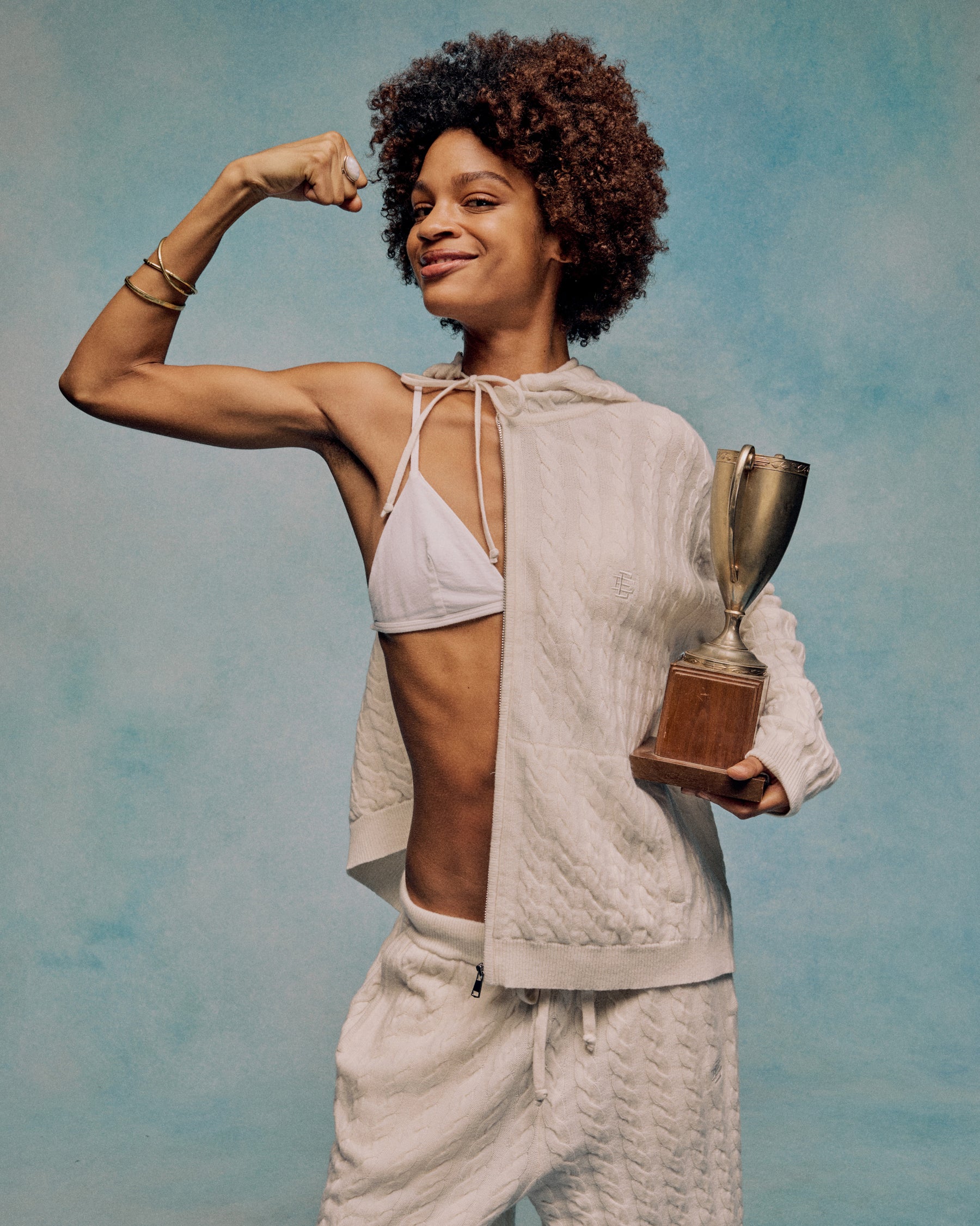 EE® Cable Knit Zip-Up