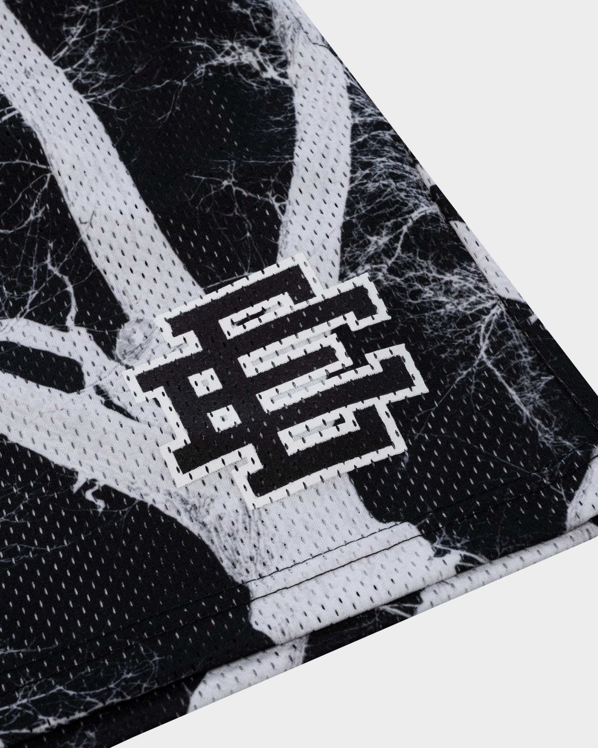 EE® Basic Short