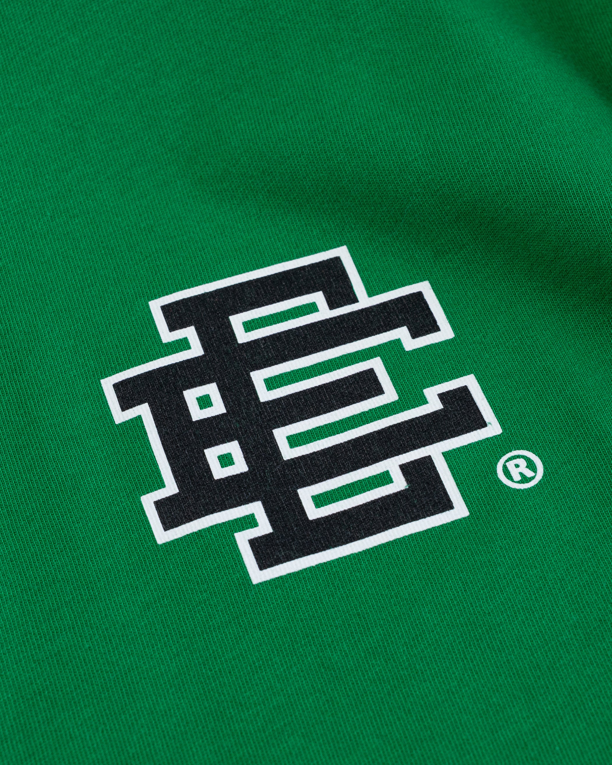 EE® Basic T-Shirt