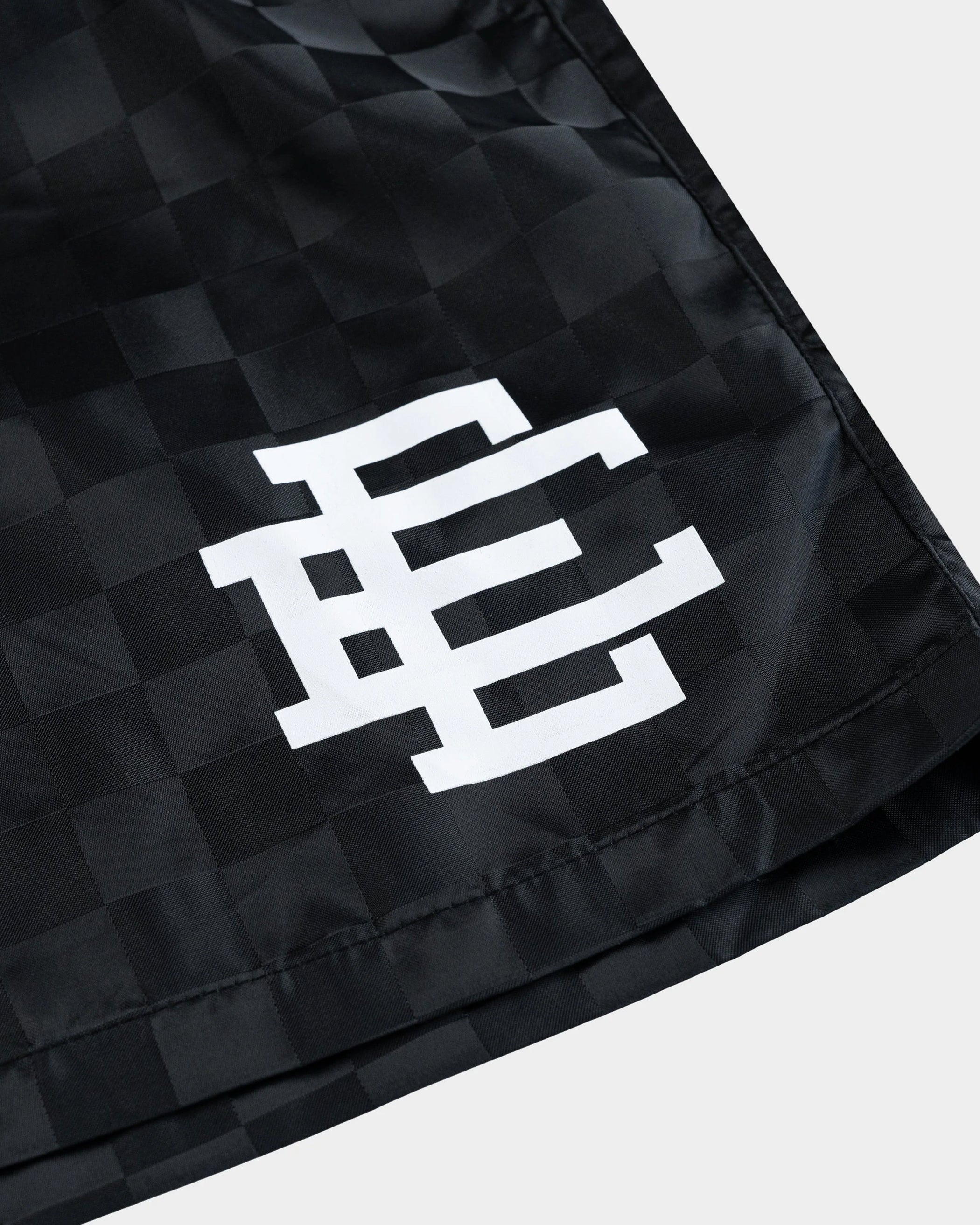 EE® Umbro Short
