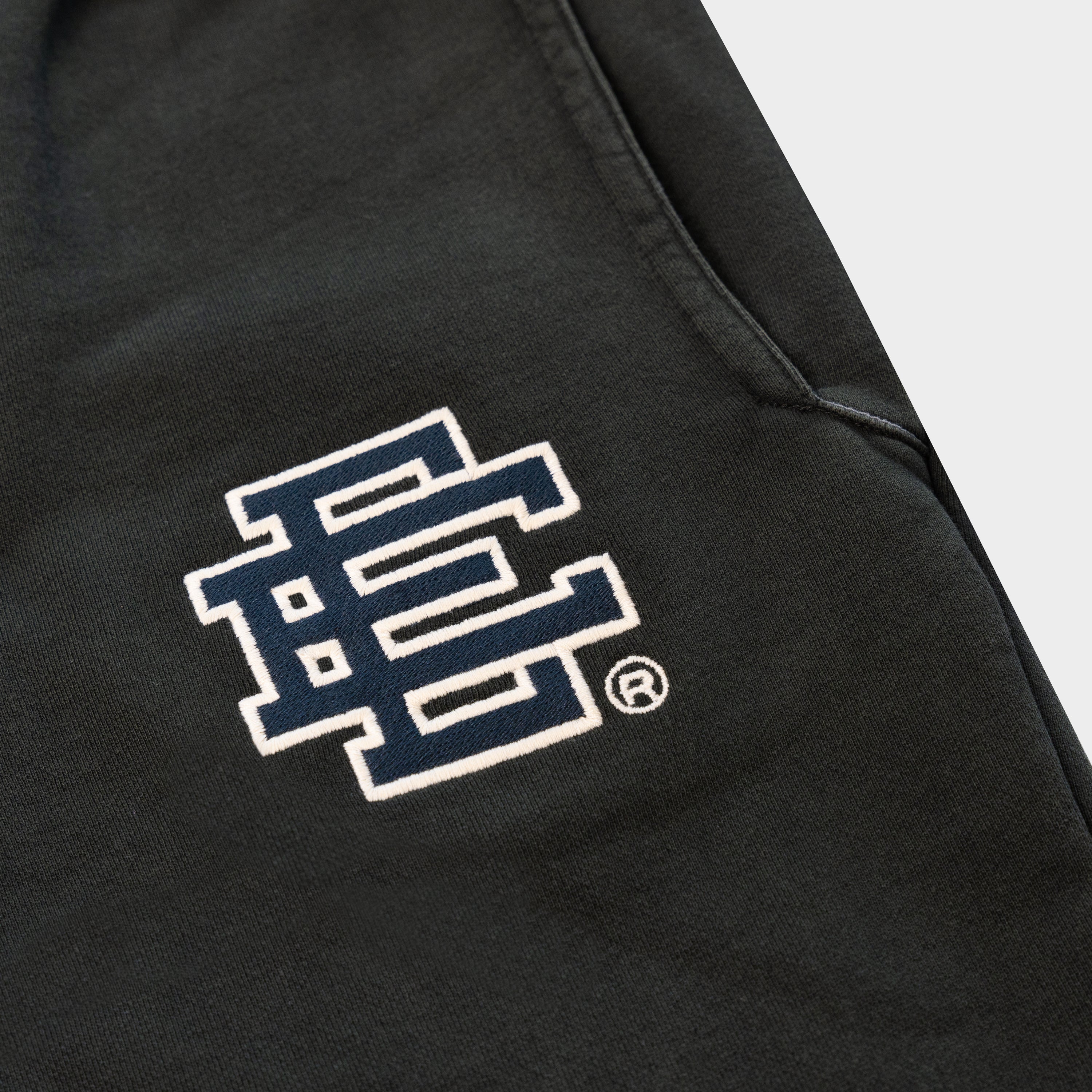EE Basic Sweatpant Washed Black With Navy EE