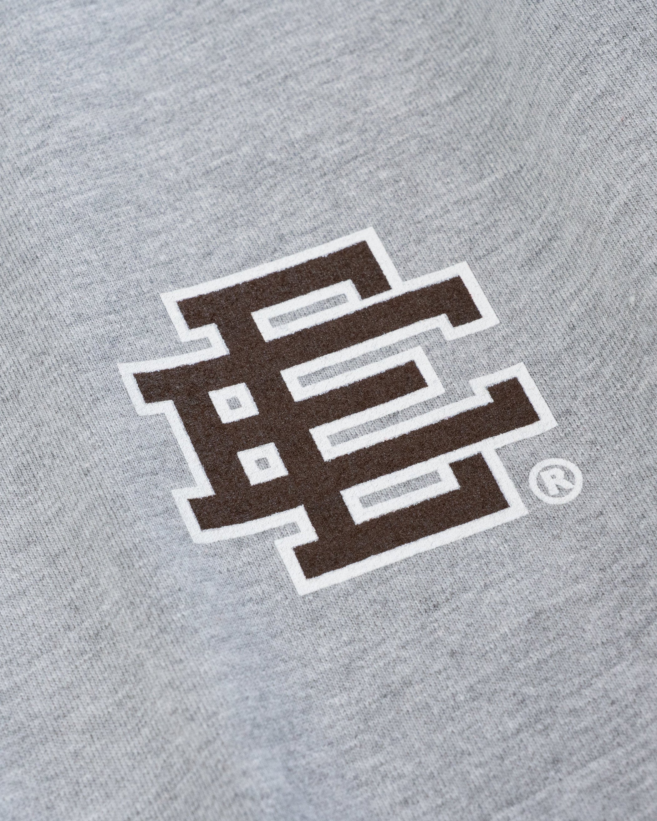 EE® Basic T-Shirt
